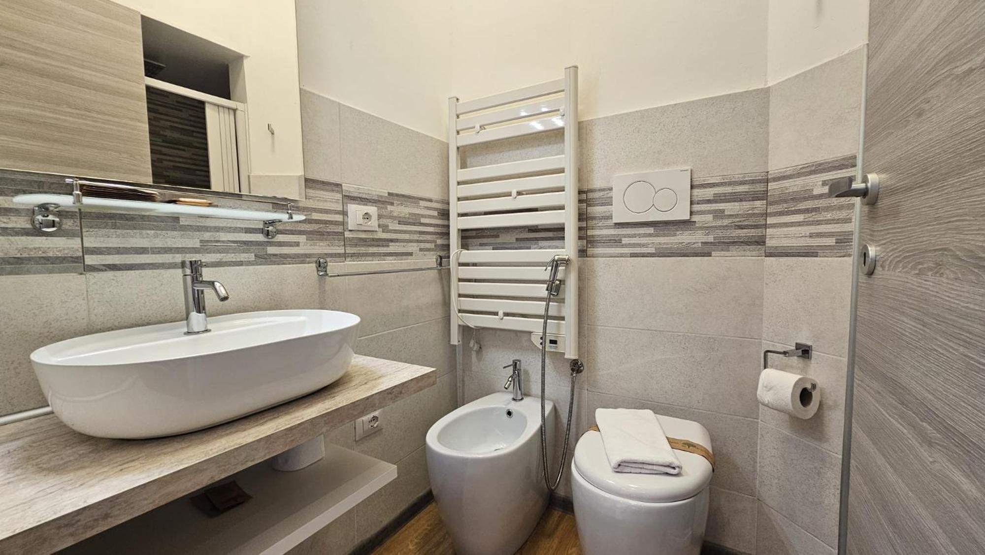 La Ca' Pezzana Affittaly Apartments بولونيا المظهر الخارجي الصورة